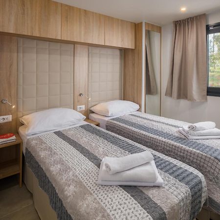 Premium Camping Homes Santa Marina, Lanterna Tar-Vabriga Kültér fotó