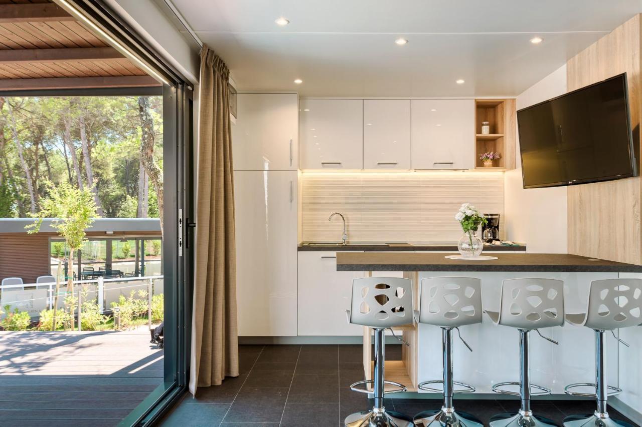 Premium Camping Homes Santa Marina, Lanterna Tar-Vabriga Kültér fotó