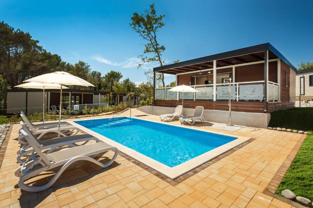 Premium Camping Homes Santa Marina, Lanterna Tar-Vabriga Kültér fotó