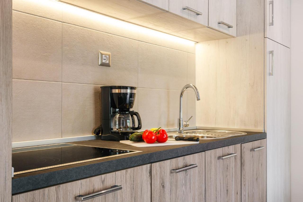 Premium Camping Homes Santa Marina, Lanterna Tar-Vabriga Kültér fotó