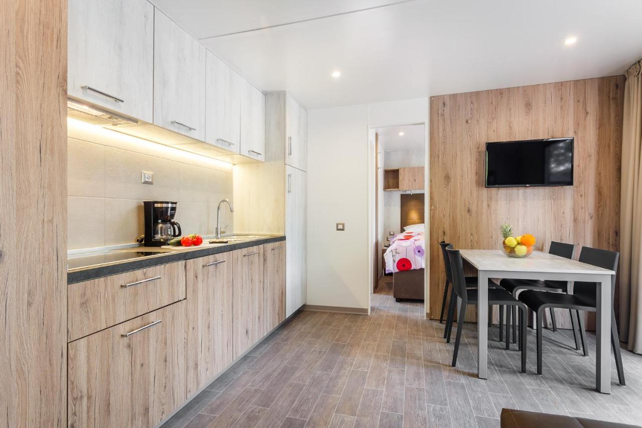 Premium Camping Homes Santa Marina, Lanterna Tar-Vabriga Kültér fotó